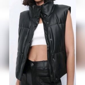 Zara Black Puffer Vest Size S